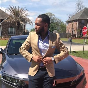 Meet your Posher, James